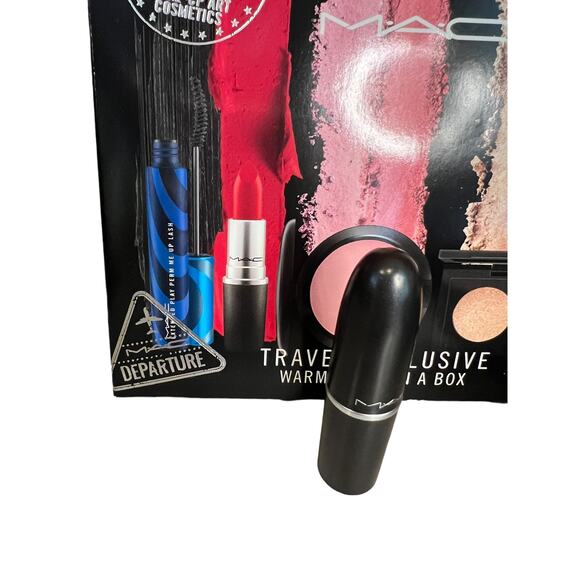 MAC Lustre Lipstick Lady Bug Red - Picture 1 of 4